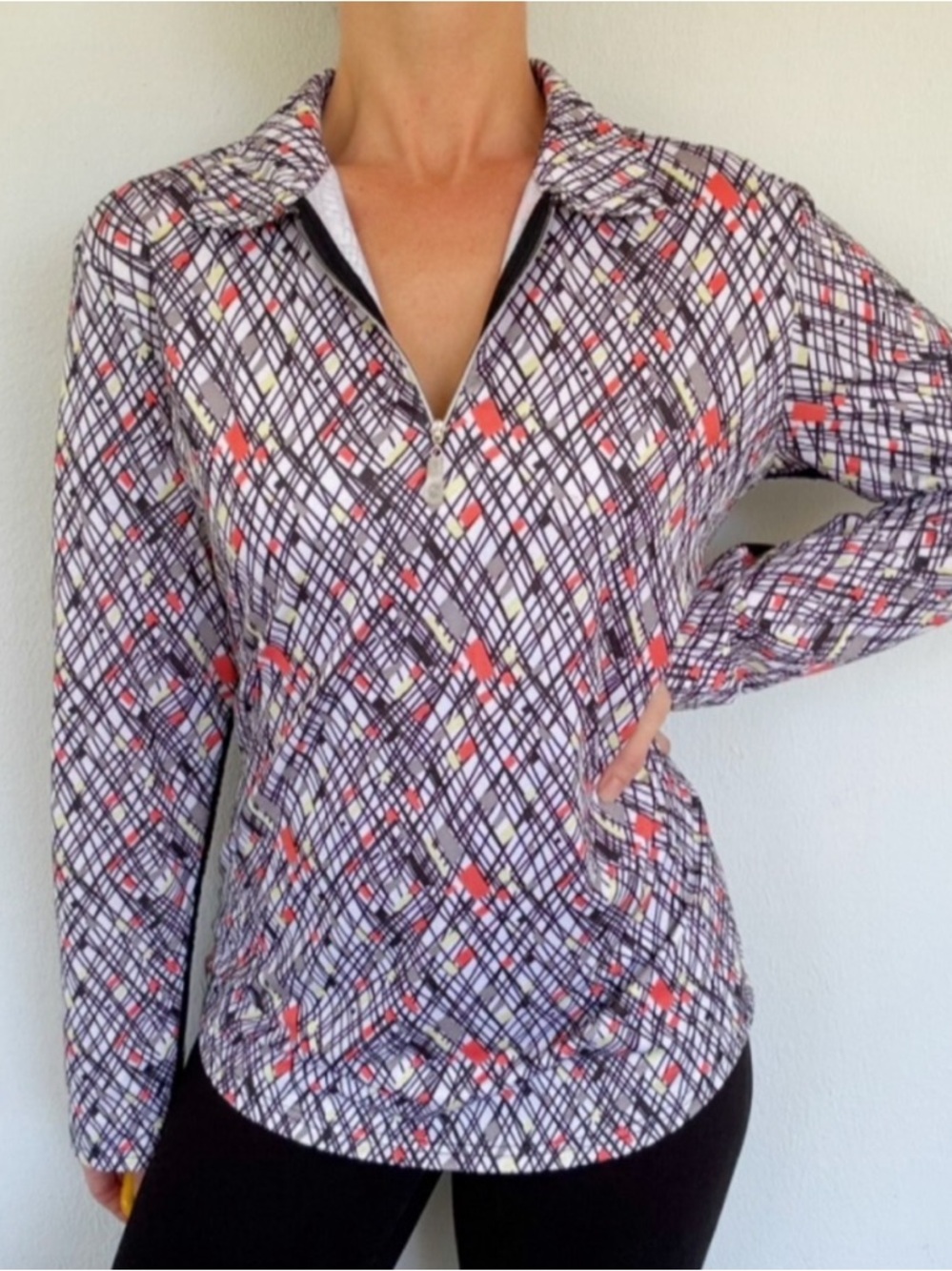 Bette & Court orange black abstract long sleeve 1/4 zip athletic top large